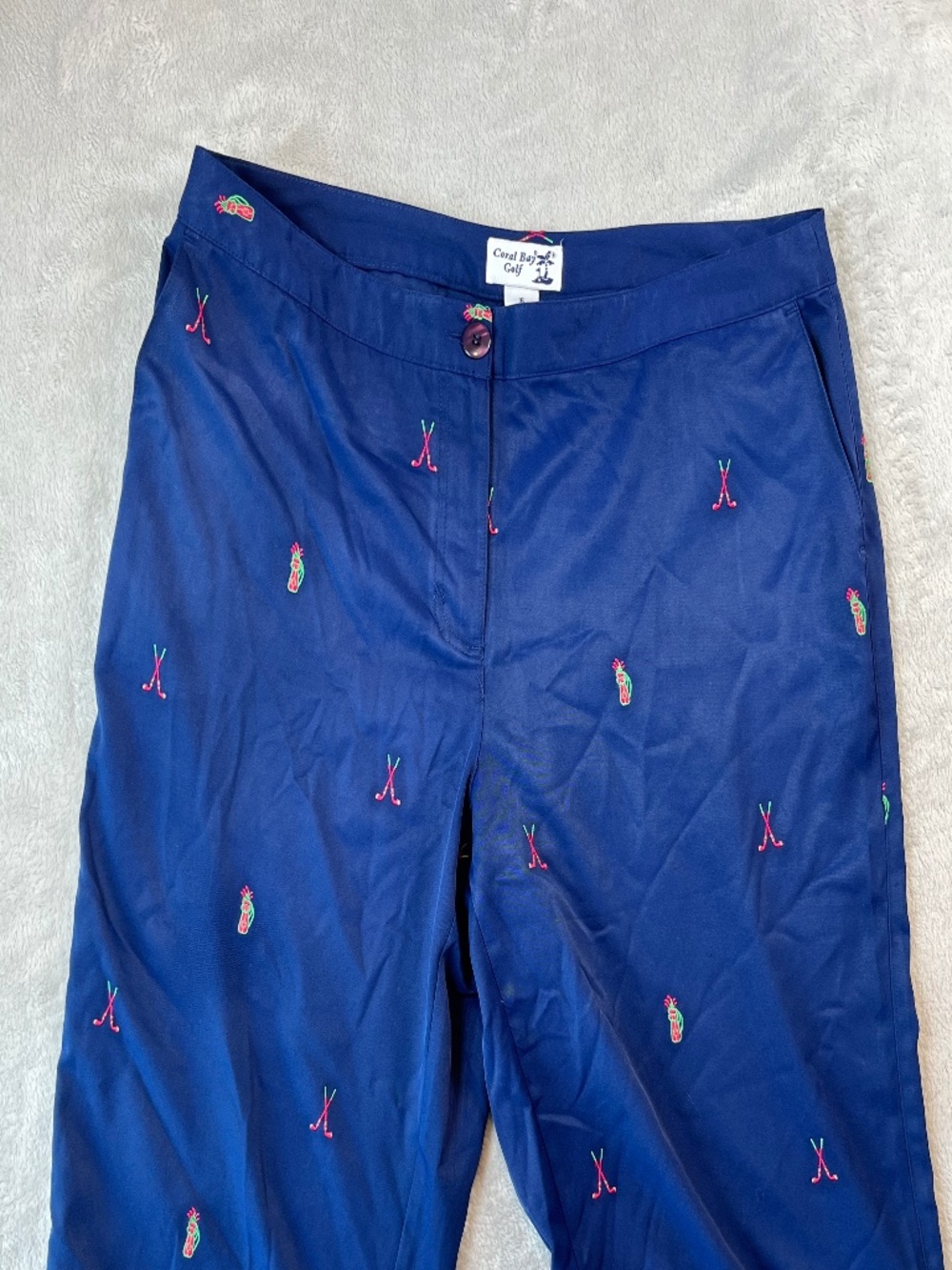 Coral Bay Golf sz 16 Bermuda Golf Walking Shorts Embroidered Golf Motif
